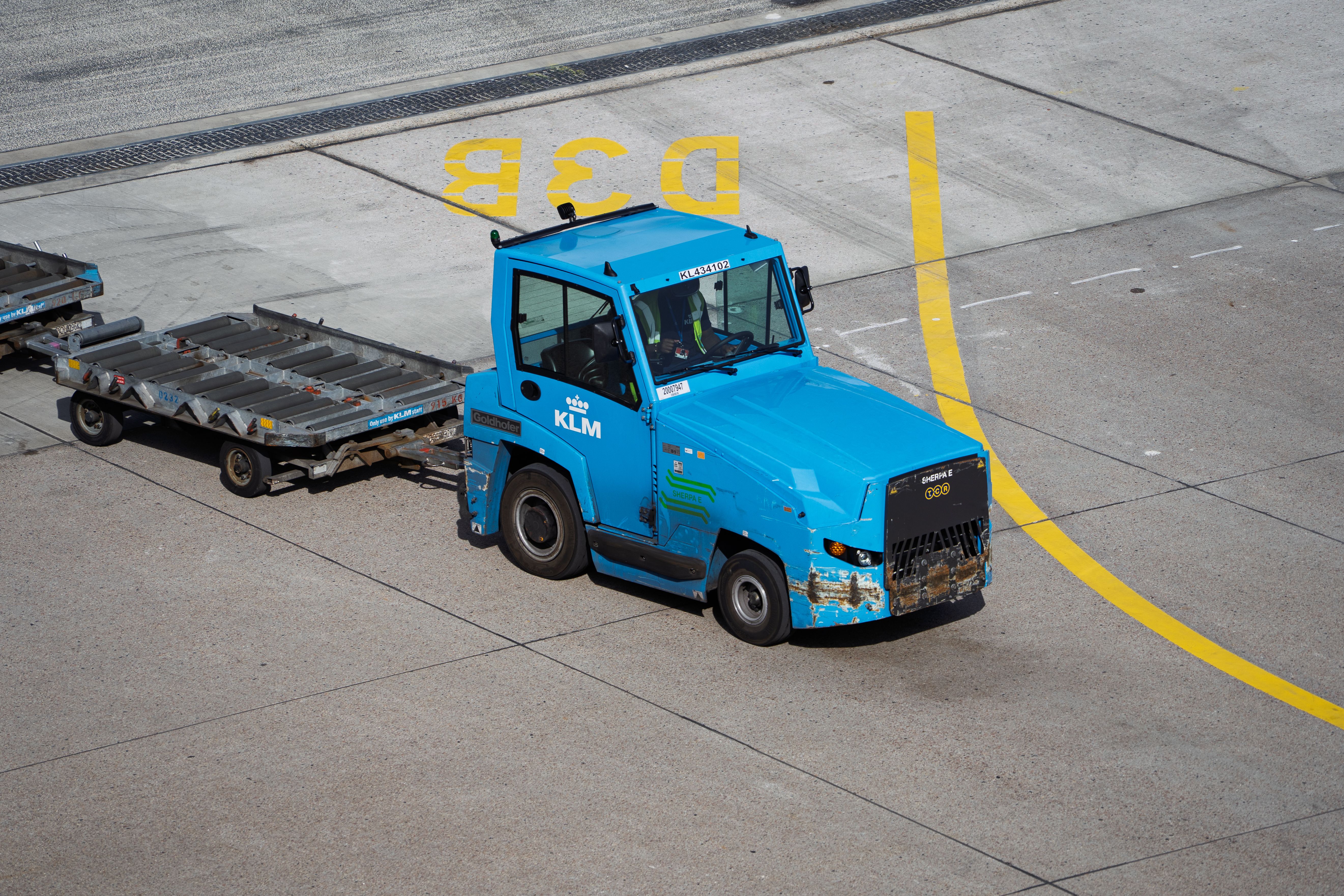 Commercial fleet services